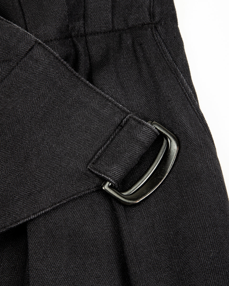 MotivMfg Oblique Shorts - Dark Navy Herringbone Tussah Silk - Standard & Strange
