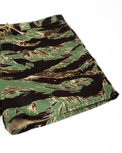The Real McCoy's Tiger Camouflage Swim Shorts / John Wayne - Green - Standard & Strange